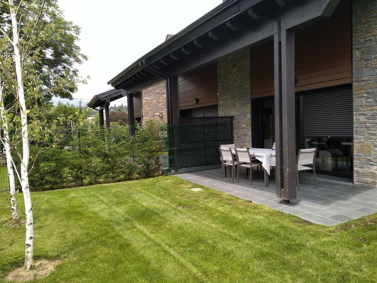 Alojamiento En La Cerdanya Lägenhet Bourg-Madame Exteriör bild